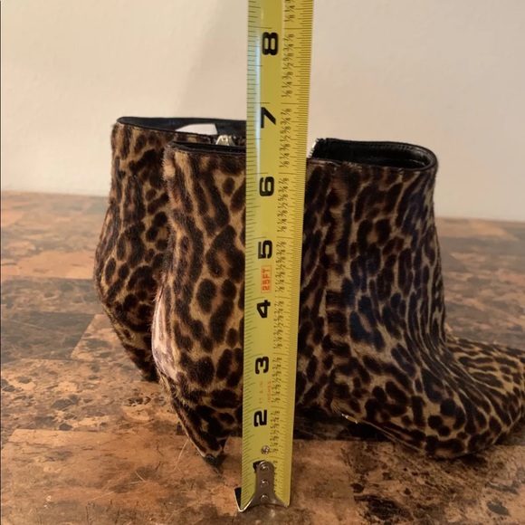 Prada Women's Brown Leopard Print Calf Hair Fur Bo - Picture 6 of 6